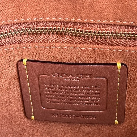 💰SOLD - CH726 - Coach Dakota Bucket Bag - Picture 11 of 14